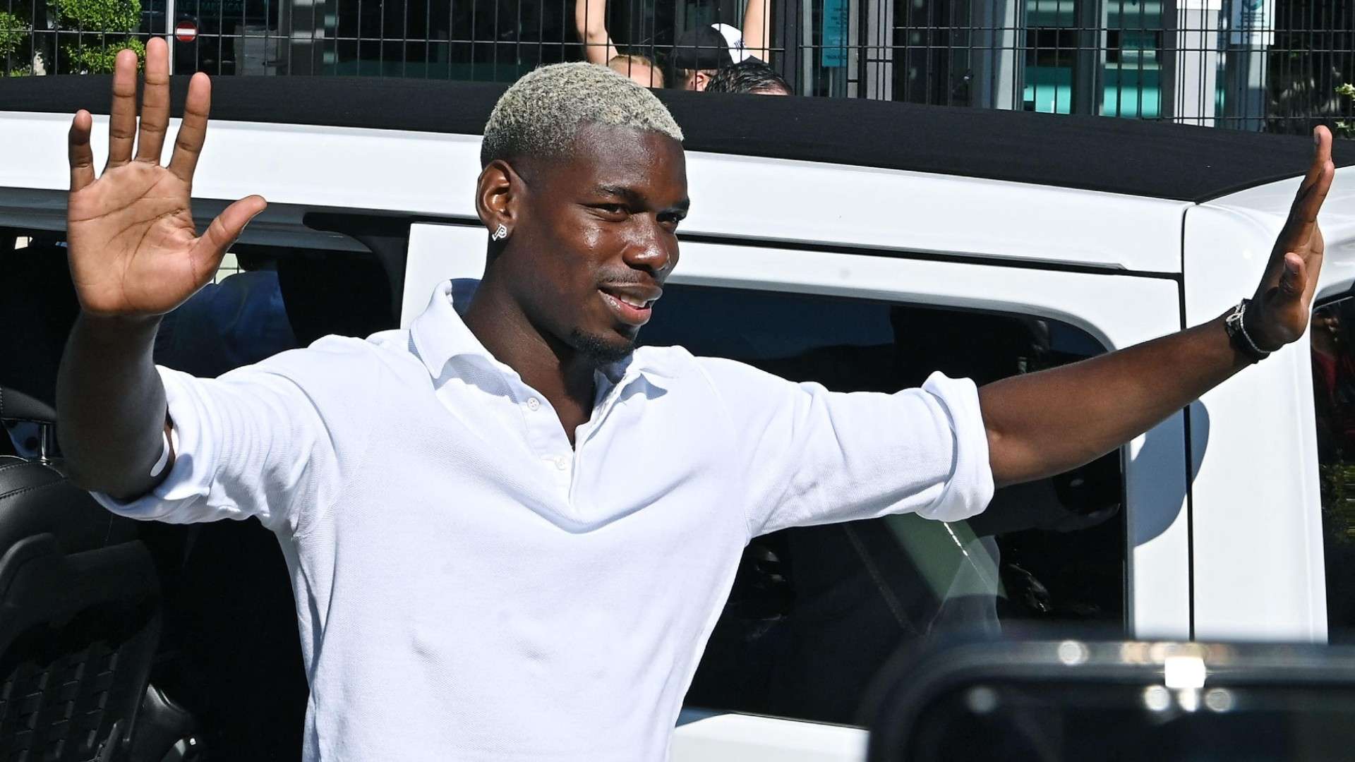 爭激烈的英 爭激烈的英